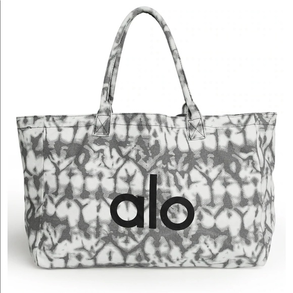 ALO Yoga Handbags - Alo Shopper Tote